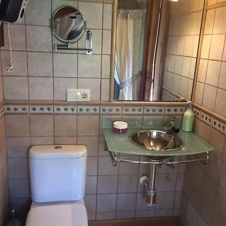 Casa Rural El Cau Country house Llonin
